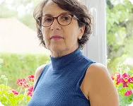 Imagen de la hija cuyo padre tubo un accidente en el baño