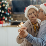 Durcal Blog - 5 actividades de navidad para adultos mayores